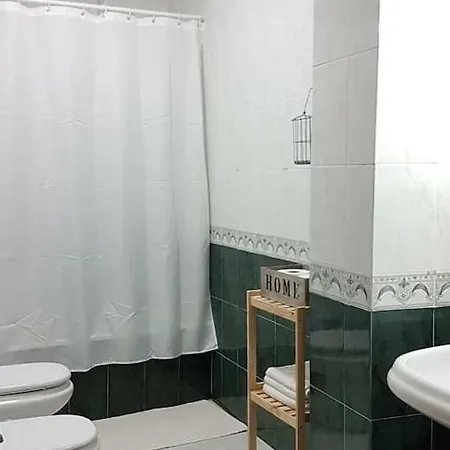 Big Penhouse 3 Bedrooms Near Beach * أرونا